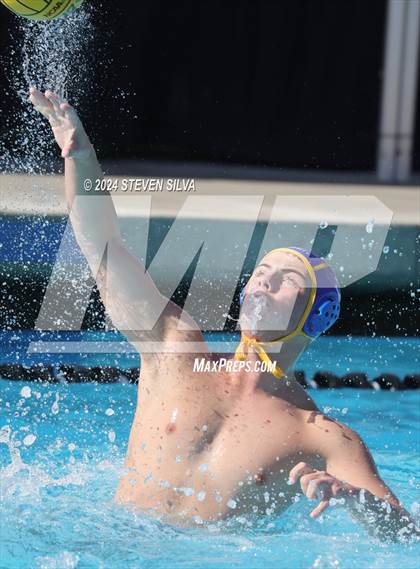 Thumbnail 3 in San Pasqual vs. University City (CIF SDS Division 3 Final) photogallery.