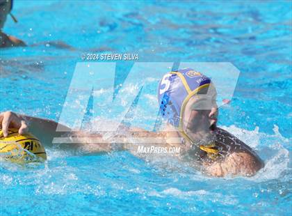Thumbnail 2 in San Pasqual vs. University City (CIF SDS Division 3 Final) photogallery.