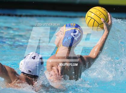 Thumbnail 3 in San Pasqual vs. University City (CIF SDS Division 3 Final) photogallery.