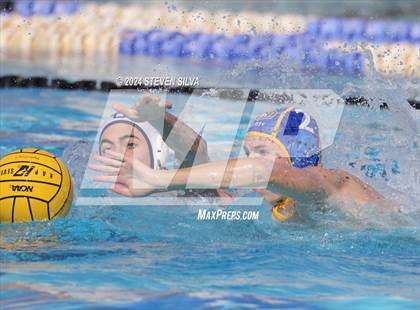Thumbnail 3 in San Pasqual vs. University City (CIF SDS Division 3 Final) photogallery.