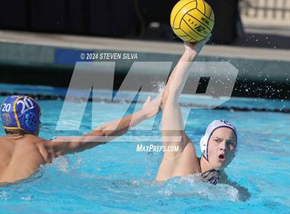 Thumbnail 3 in San Pasqual vs. University City (CIF SDS Division 3 Final) photogallery.