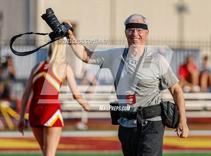 Thumbnail 3 in Lassiter vs Woodland (scrimmage) photogallery.