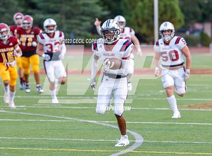 Thumbnail 1 in Lassiter vs Woodland (scrimmage) photogallery.