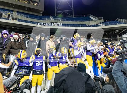 Thumbnail 1 in Anderson @ Avon (OHSAA D2 Final) photogallery.