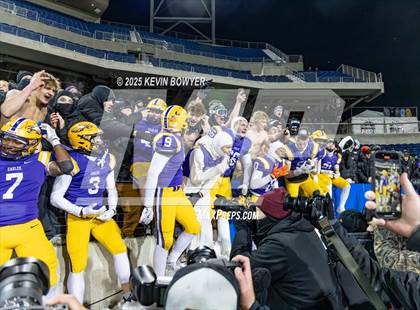Thumbnail 1 in Anderson @ Avon (OHSAA D2 Final) photogallery.