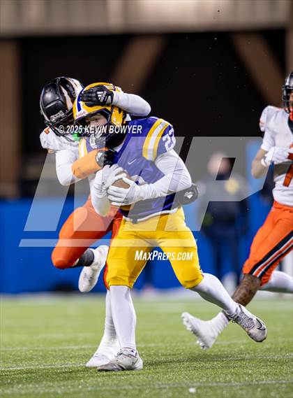 Thumbnail 1 in Anderson @ Avon (OHSAA D2 Final) photogallery.