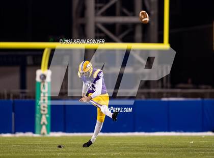 Thumbnail 3 in Anderson @ Avon (OHSAA D2 Final) photogallery.