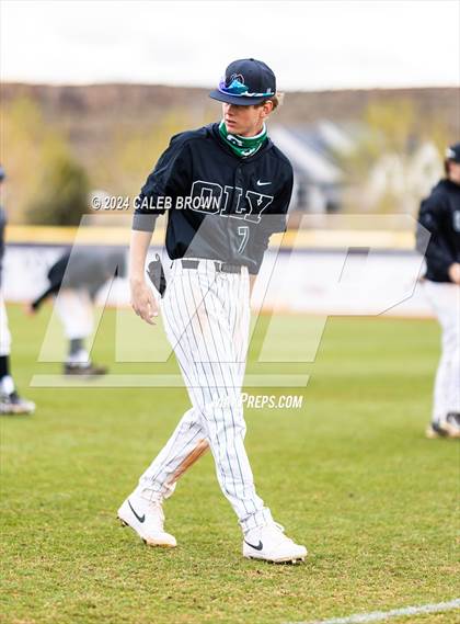 Thumbnail 2 in Payson vs. Olympus (Mustang Invitational) photogallery.