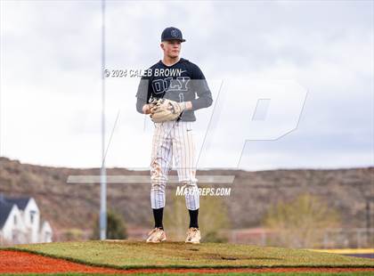 Thumbnail 2 in Payson vs. Olympus (Mustang Invitational) photogallery.