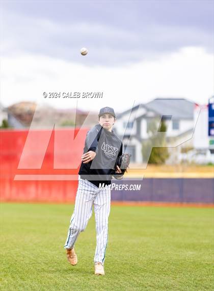 Thumbnail 2 in Payson vs. Olympus (Mustang Invitational) photogallery.