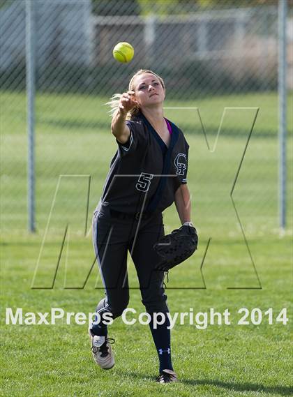 Thumbnail 3 in Copper Hills vs. Riverton (UHSAA 5A Tournament) photogallery.