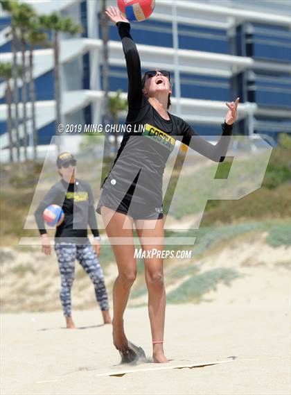 Thumbnail 3 in Mira Costa vs. Palisades (IBVL Southern Pacific Semifinal) photogallery.