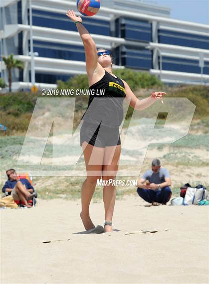 Thumbnail 1 in Mira Costa vs. Palisades (IBVL Southern Pacific Semifinal) photogallery.