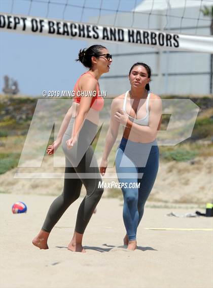Thumbnail 2 in Mira Costa vs. Palisades (IBVL Southern Pacific Semifinal) photogallery.