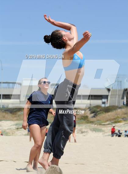 Thumbnail 1 in Mira Costa vs. Palisades (IBVL Southern Pacific Semifinal) photogallery.