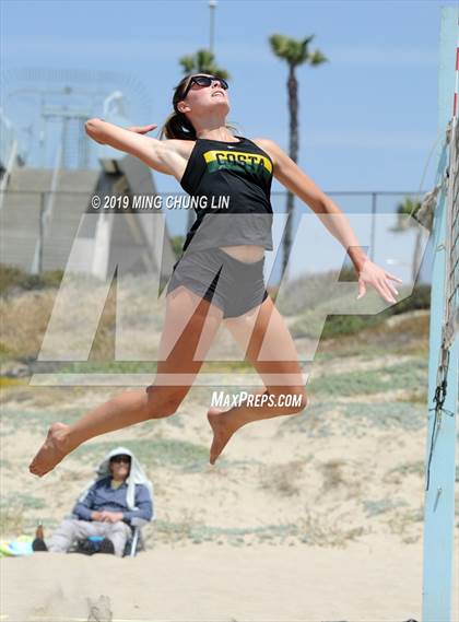 Thumbnail 3 in Mira Costa vs. Palisades (IBVL Southern Pacific Semifinal) photogallery.