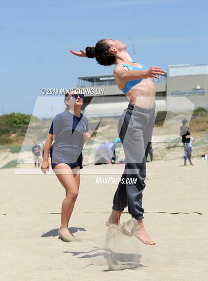 Thumbnail 1 in Mira Costa vs. Palisades (IBVL Southern Pacific Semifinal) photogallery.