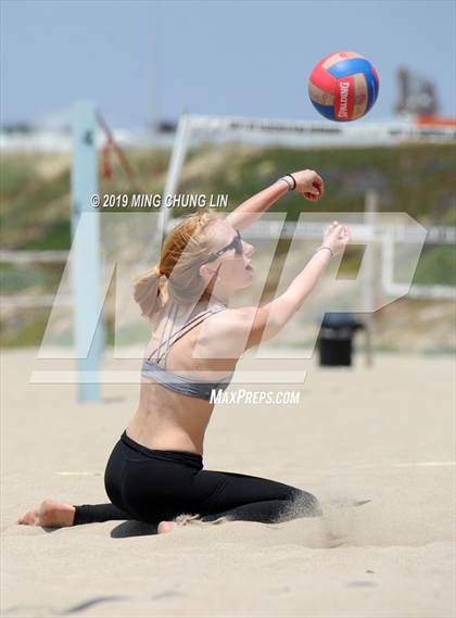 Thumbnail 2 in Mira Costa vs. Palisades (IBVL Southern Pacific Semifinal) photogallery.