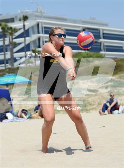 Thumbnail 3 in Mira Costa vs. Palisades (IBVL Southern Pacific Semifinal) photogallery.