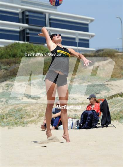 Thumbnail 3 in Mira Costa vs. Palisades (IBVL Southern Pacific Semifinal) photogallery.