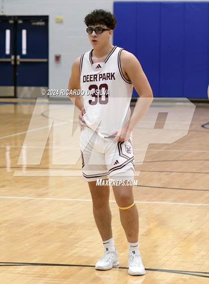 Thumbnail 2 in Deer Park vs. Marian photogallery.