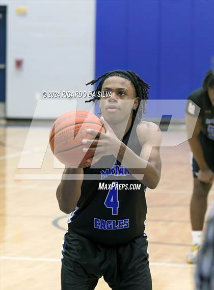 Thumbnail 3 in Deer Park vs. Marian photogallery.