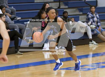 Thumbnail 2 in Deer Park vs. Marian photogallery.