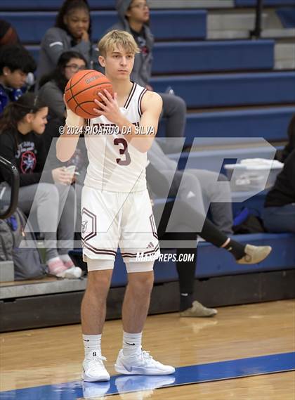 Thumbnail 2 in Deer Park vs. Marian photogallery.
