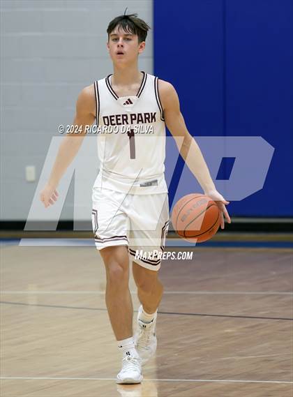 Thumbnail 3 in Deer Park vs. Marian photogallery.
