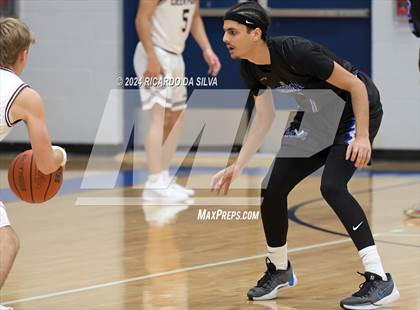 Thumbnail 1 in Deer Park vs. Marian photogallery.