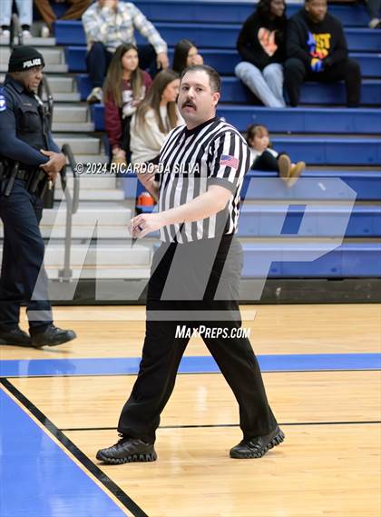 Thumbnail 1 in Deer Park vs. Marian photogallery.