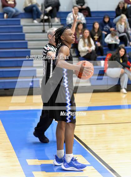 Thumbnail 2 in Deer Park vs. Marian photogallery.
