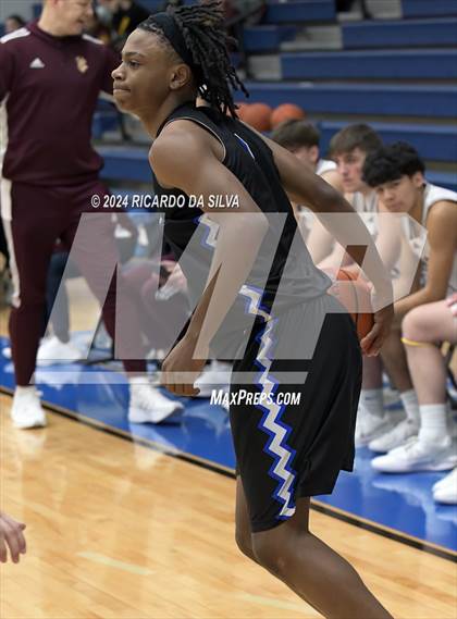 Thumbnail 1 in Deer Park vs. Marian photogallery.