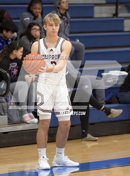 Thumbnail 1 in Deer Park vs. Marian photogallery.