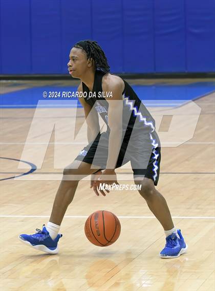 Thumbnail 2 in Deer Park vs. Marian photogallery.