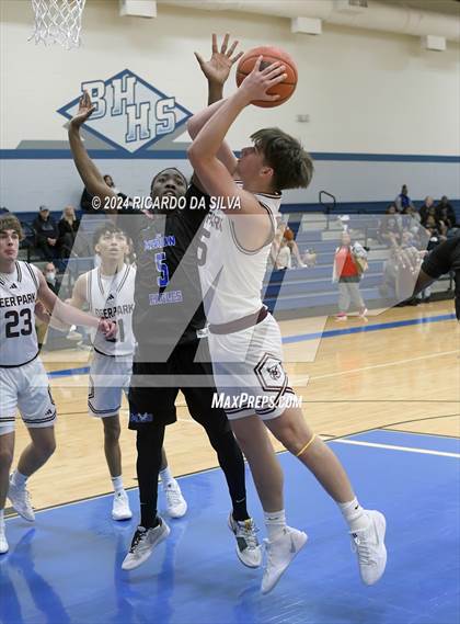 Thumbnail 2 in Deer Park vs. Marian photogallery.