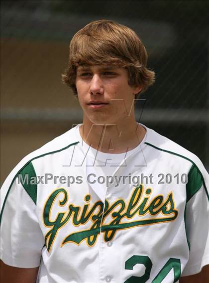 Thumbnail 2 in Golden Sierra vs. Mariposa County (CIF SJS D6 Final) photogallery.