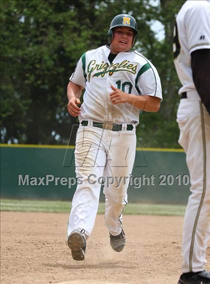 Thumbnail 3 in Golden Sierra vs. Mariposa County (CIF SJS D6 Final) photogallery.