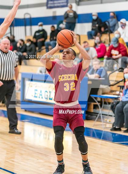 Thumbnail 2 in Covenant Christian vs Indianapolis Scecina Memorial (IHSAA 2A Sectional 1st Round) photogallery.