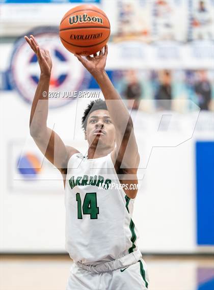 Thumbnail 3 in Covenant Christian vs Indianapolis Scecina Memorial (IHSAA 2A Sectional 1st Round) photogallery.