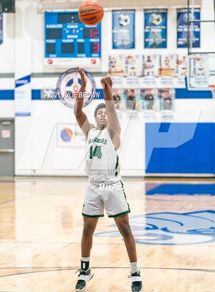 Thumbnail 2 in Covenant Christian vs Indianapolis Scecina Memorial (IHSAA 2A Sectional 1st Round) photogallery.