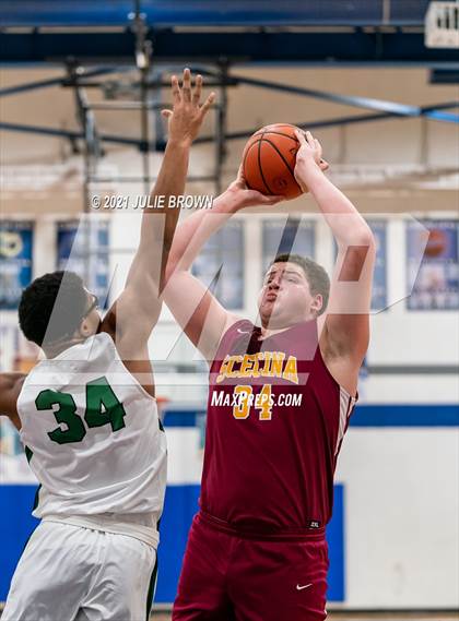 Thumbnail 2 in Covenant Christian vs Indianapolis Scecina Memorial (IHSAA 2A Sectional 1st Round) photogallery.