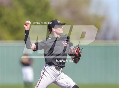 Thumbnail 2 in Edmond Santa Fe @ Mustang photogallery.
