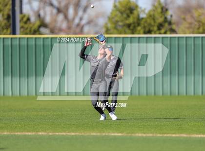 Thumbnail 1 in Edmond Santa Fe @ Mustang photogallery.