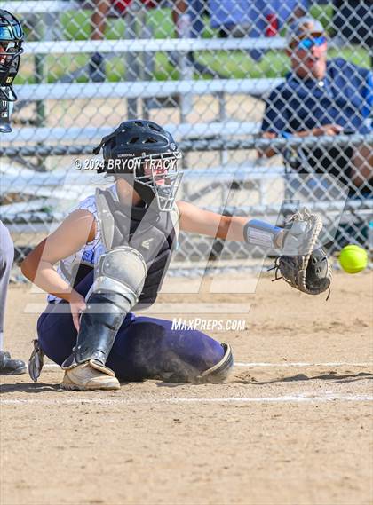 Thumbnail 3 in Northfield vs. Greeley West photogallery.