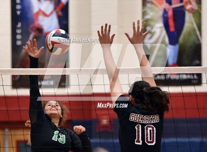 Thumbnail 2 in Palo Verde vs. Faith Lutheran (Nevada Mountain Division Final) photogallery.