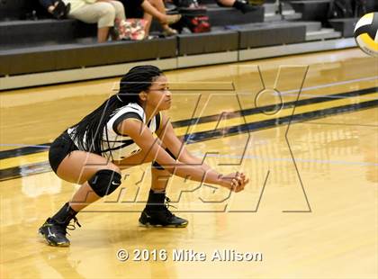 Thumbnail 1 in Hixson vs Berean Academy photogallery.