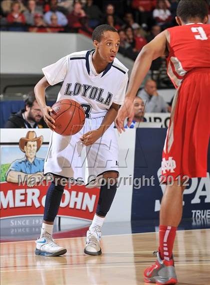 Thumbnail 3 in Mater Dei vs. Loyola (CIF SS D1AA Playoffs) photogallery.