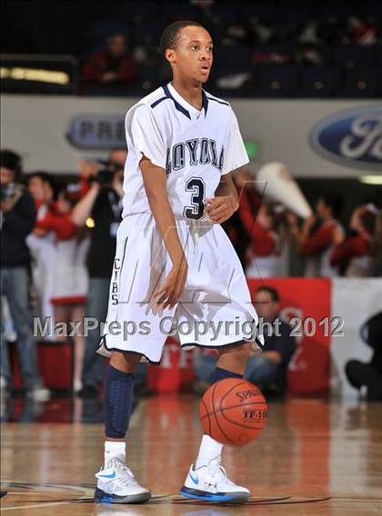 Thumbnail 1 in Mater Dei vs. Loyola (CIF SS D1AA Playoffs) photogallery.