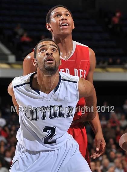 Thumbnail 3 in Mater Dei vs. Loyola (CIF SS D1AA Playoffs) photogallery.